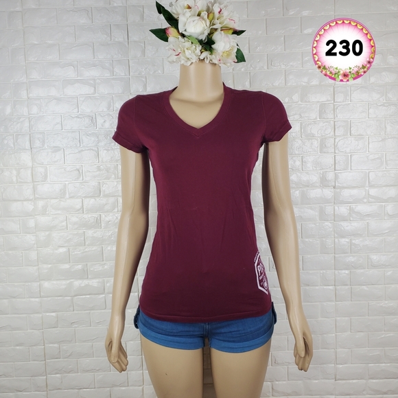Bella Canvas Tops - bella canvas maroon medium vneck shirt ( 5 for $20 )